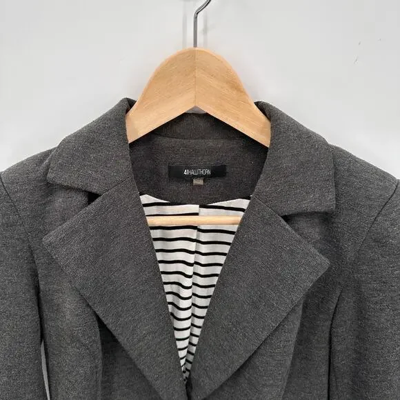 41HAWTHORN Stitch Fix Charcoal Gray Stretch Collared Blazer // XS - Picture 2 of 9